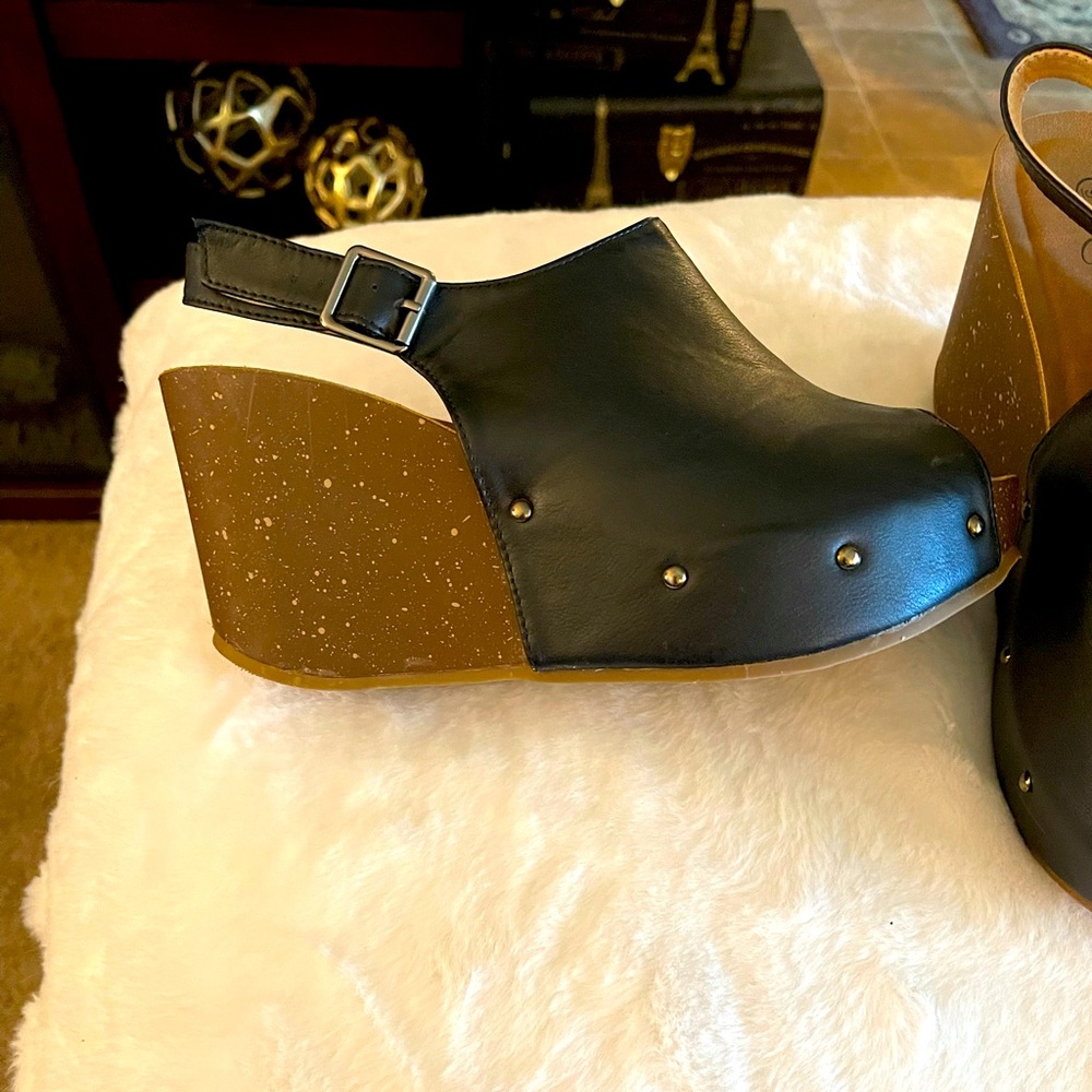 Cute like new platform wedges